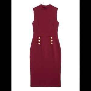 Elegant Burgundy Sleeveless Dress